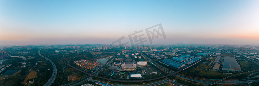 为我们提供 为我们提供